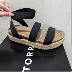 Torrid Flatform/Platform Sandal 10WW
